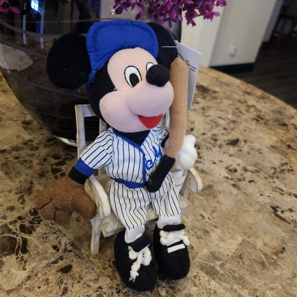 DISNEY Vintage 90s Baseball Mickey Mouse Bean Bag Plush New with Tag - Picture 3 of 12